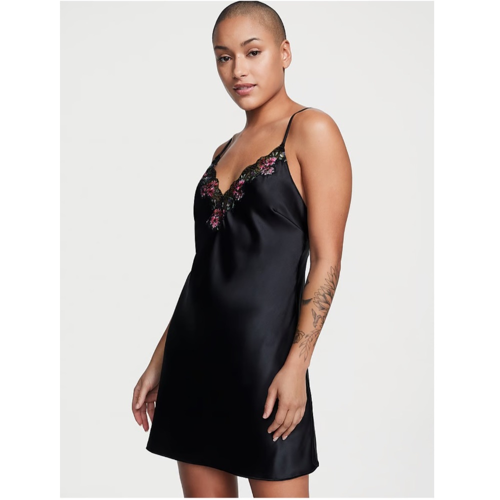 NWT {Victoria's Secret} Lace-Trim Satin Slip with Embroidery